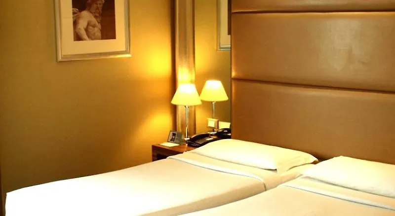 Hotel Saint John Rom 4*,